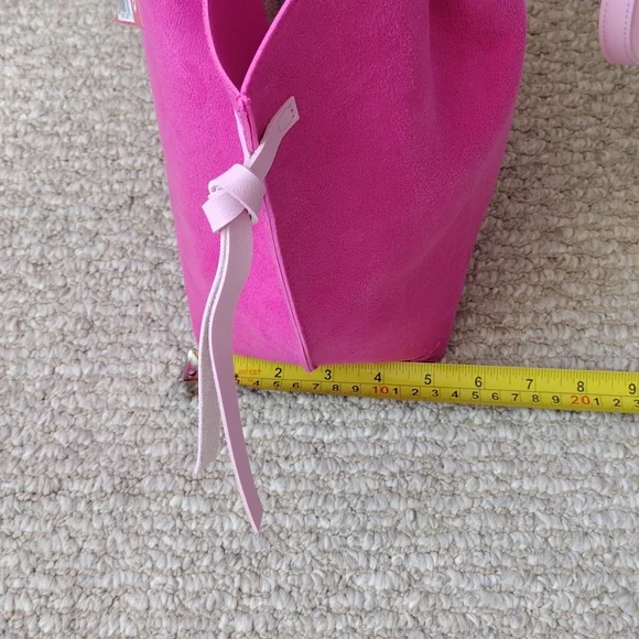 Juicy Couture tote - Picture 9 of 17